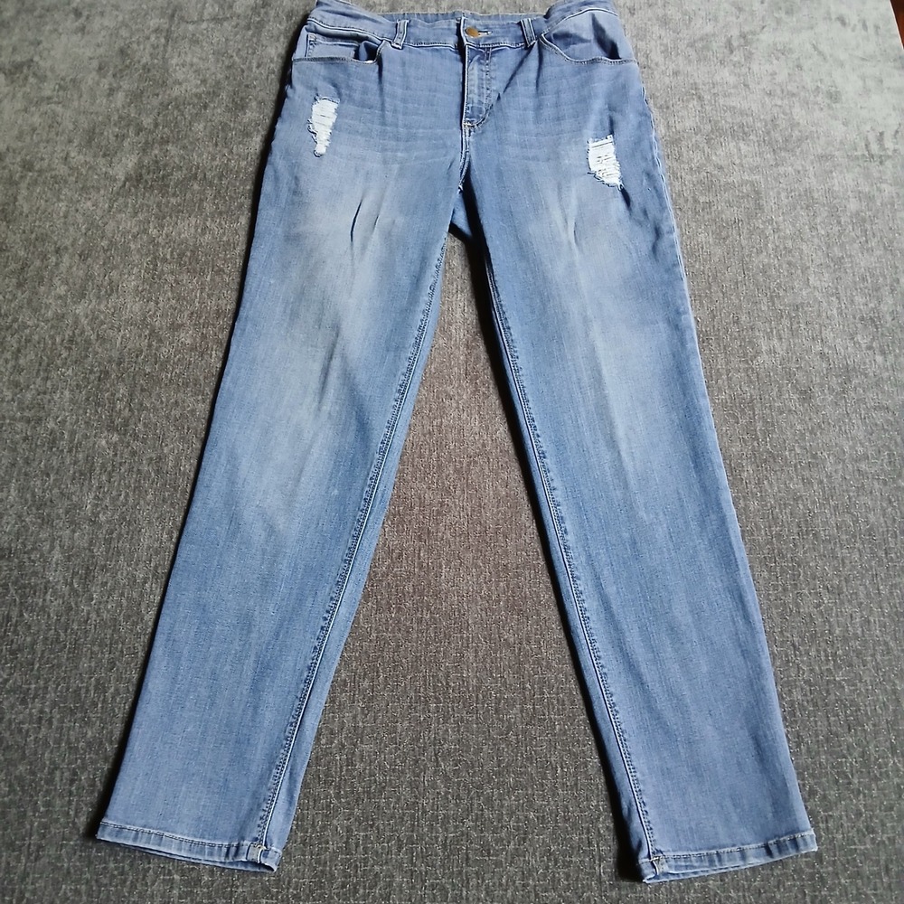 Chico's Platinum Skimmer Jeans Womens 0.5/Sz 6 Distressed Medium Wash Slim Ankle